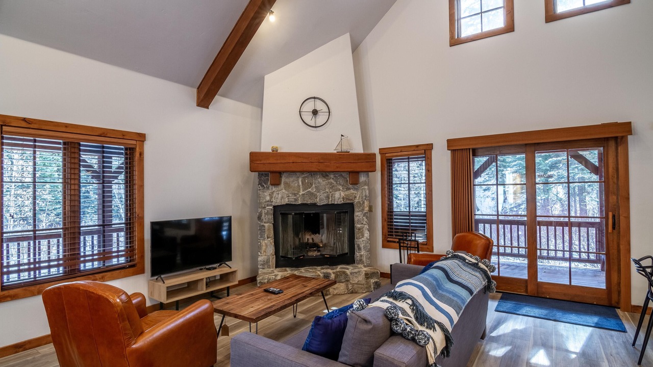 Photo of Livingroom in Tamarack
