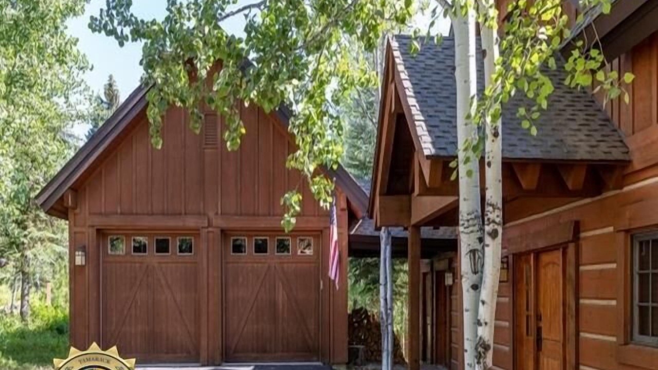 Photo of Outdoor in Tamarack