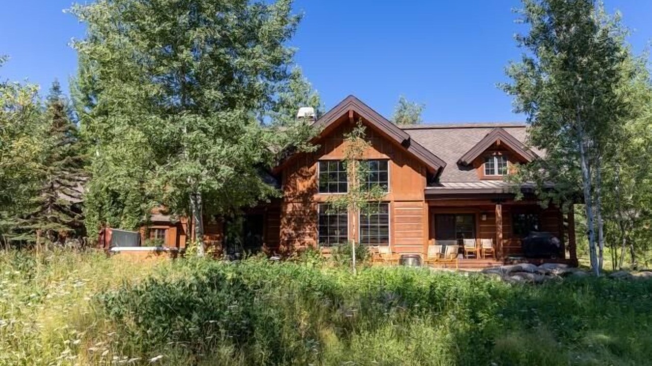 Photo of Outdoor in Tamarack