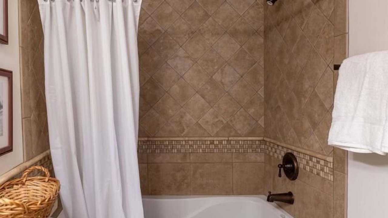 Photo of Bathroom in Tamarack