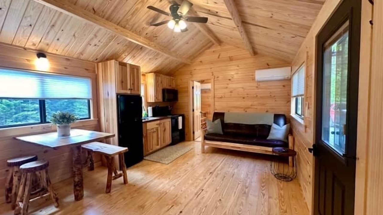 Photo of Livingroom in Steuben