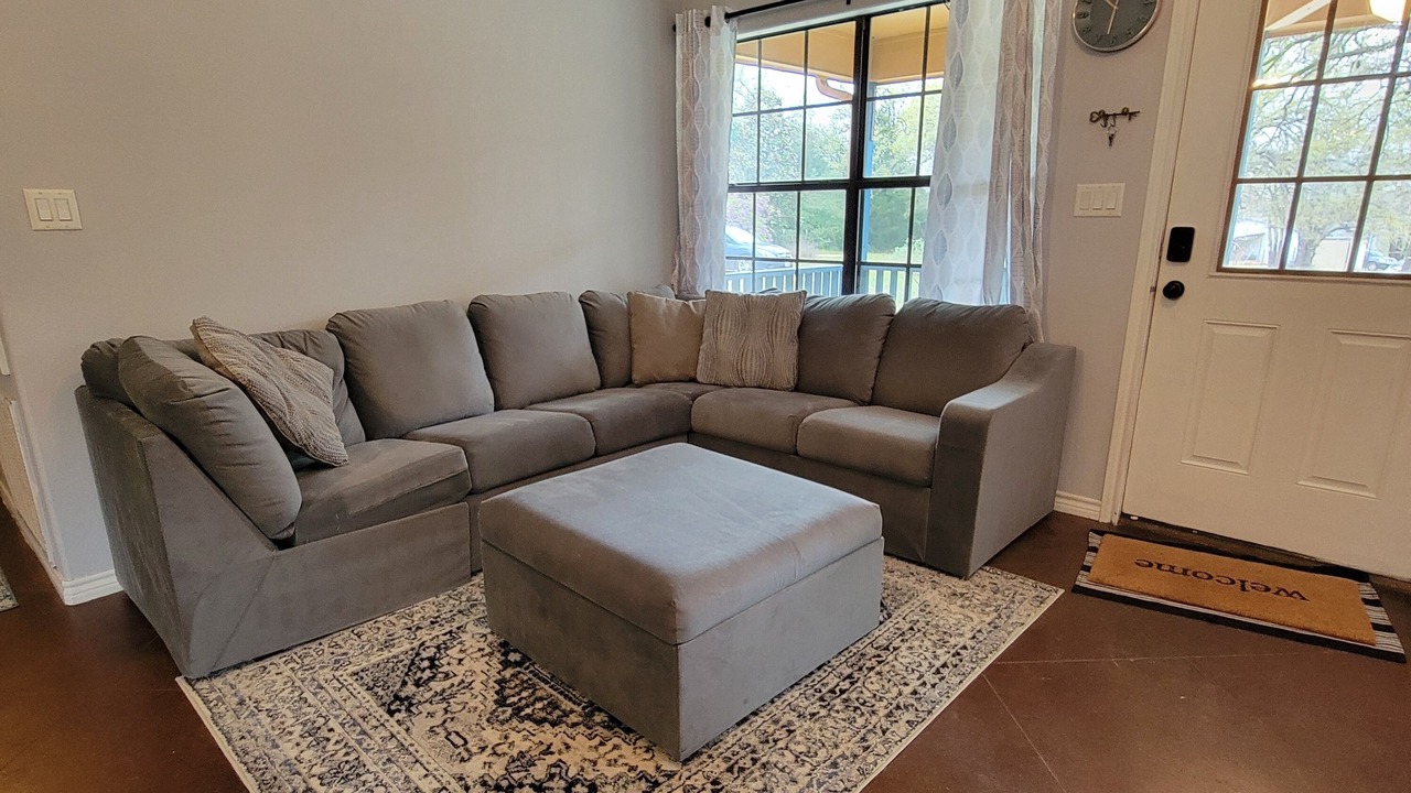 Photo of Livingroom in Elgin