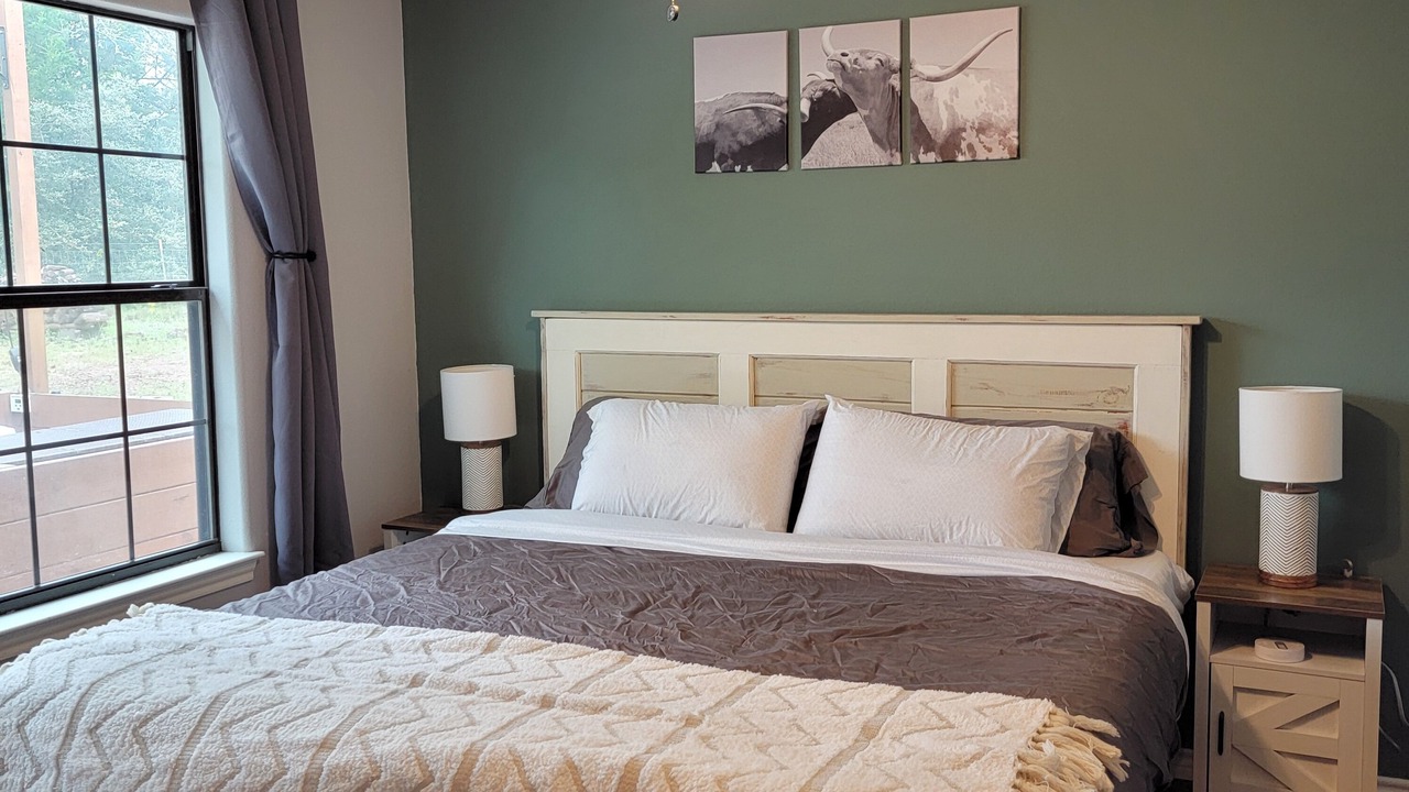 Photo of Bedroom in Elgin