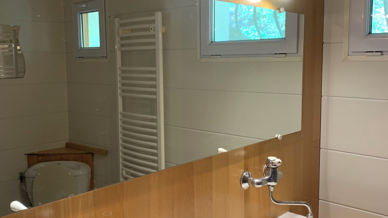 Photo of Bathroom in Estoublon