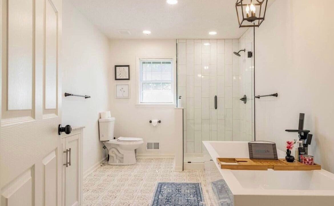 Photo of Bathroom in Blue Springs