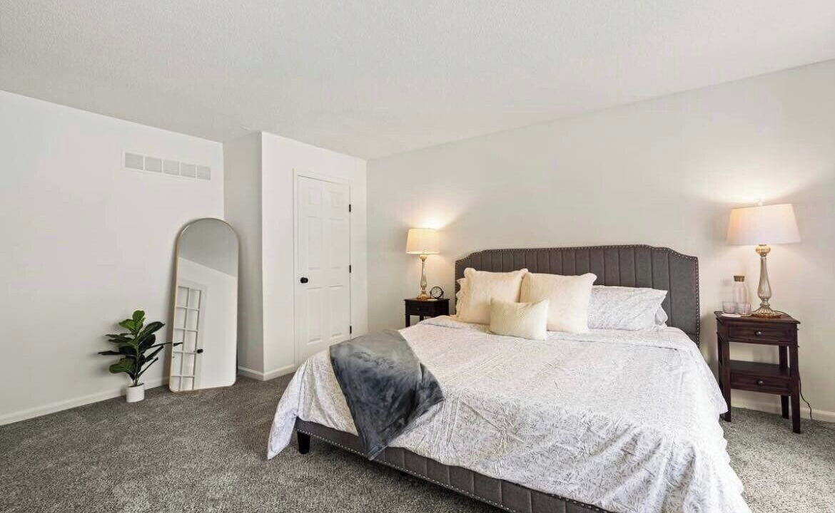 Photo of Bedroom in Blue Springs