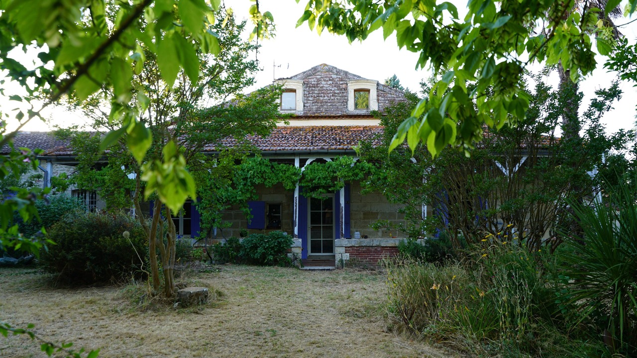Photo of Outdoor in Cambes