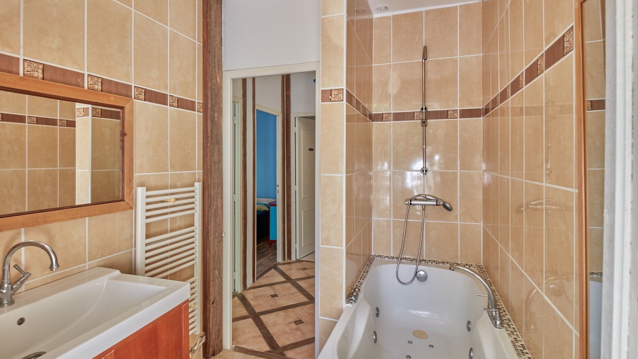 Photo of Bathroom in Cambes