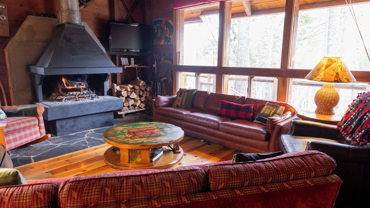 Photo of Livingroom in Groveland