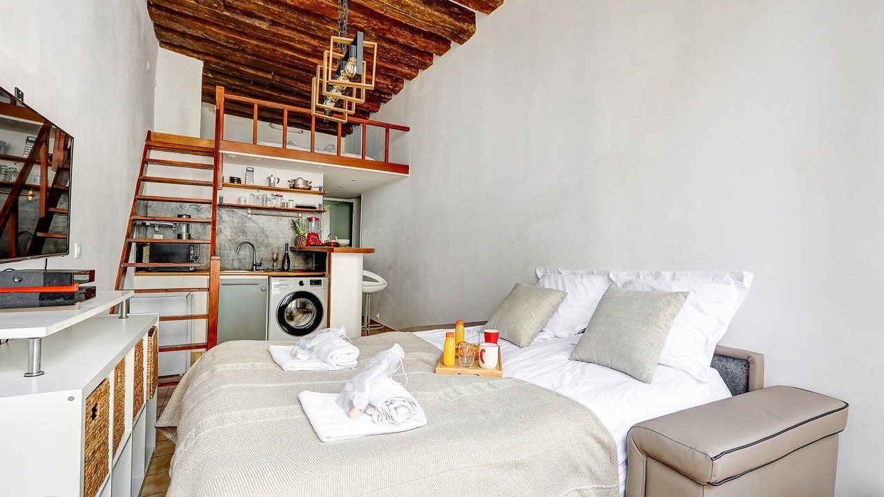 Photo of Bedroom in Saint-Merri