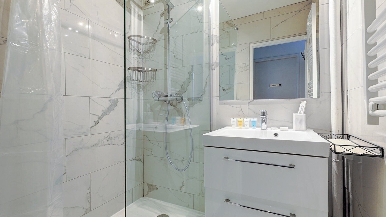 Photo of Bathroom in Gambetta