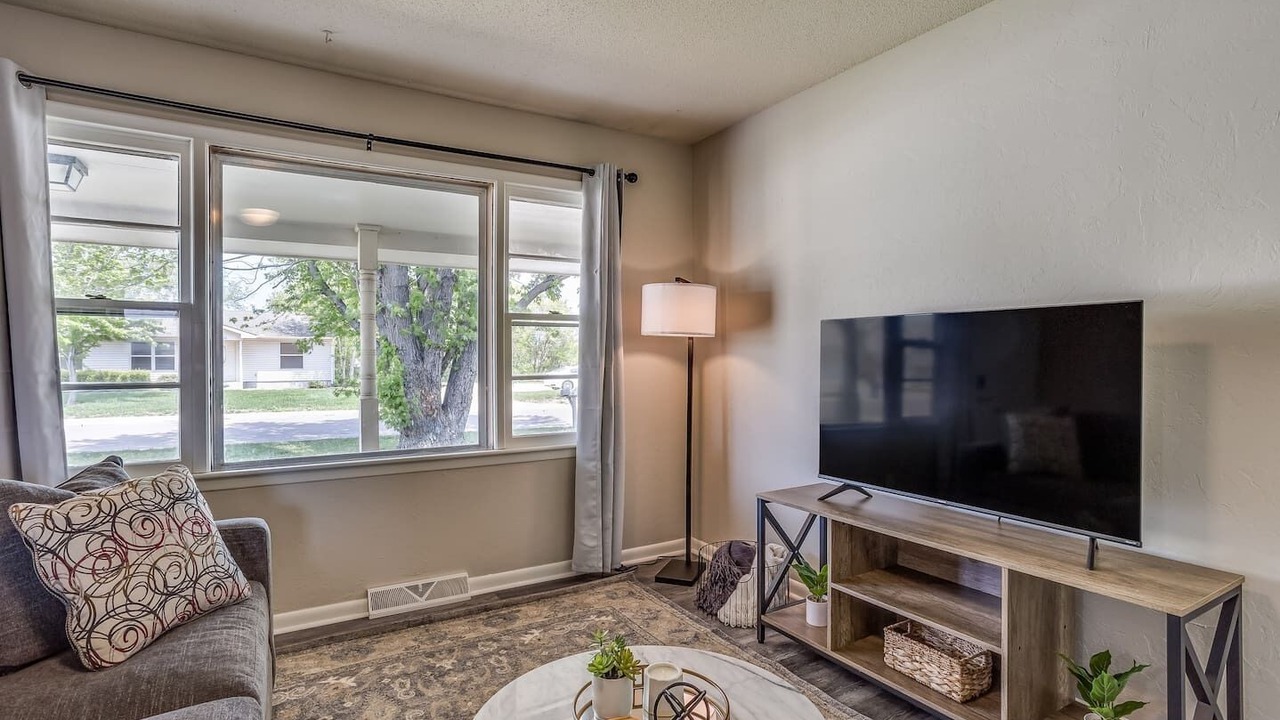 Photo of Livingroom in Andover
