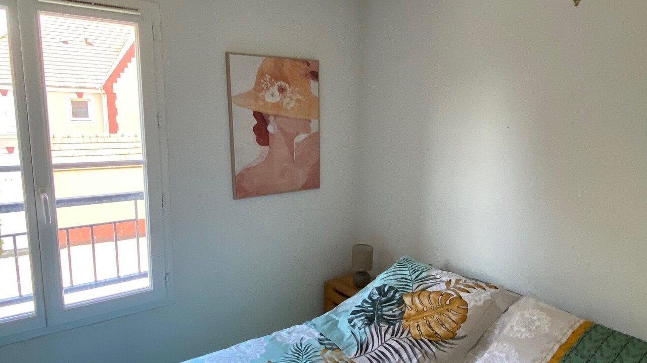 Photo of Bedroom in Colleville-Montgomery