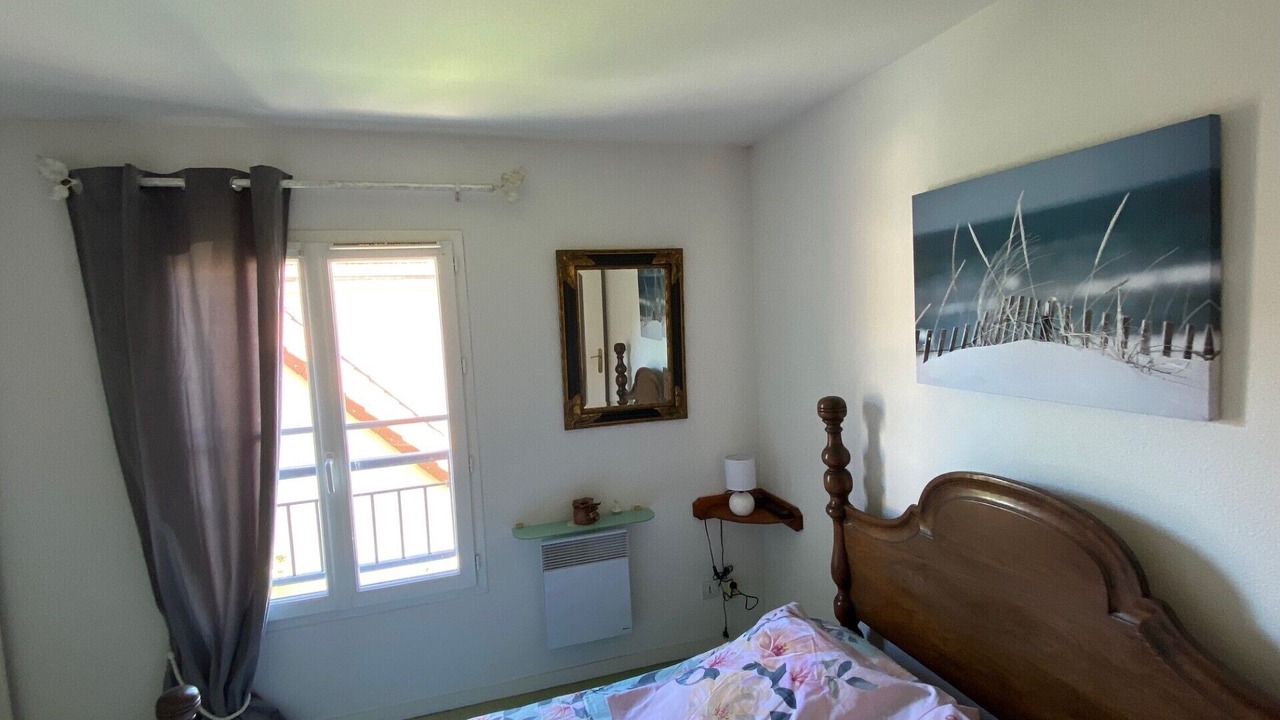 Photo of Bedroom in Colleville-Montgomery