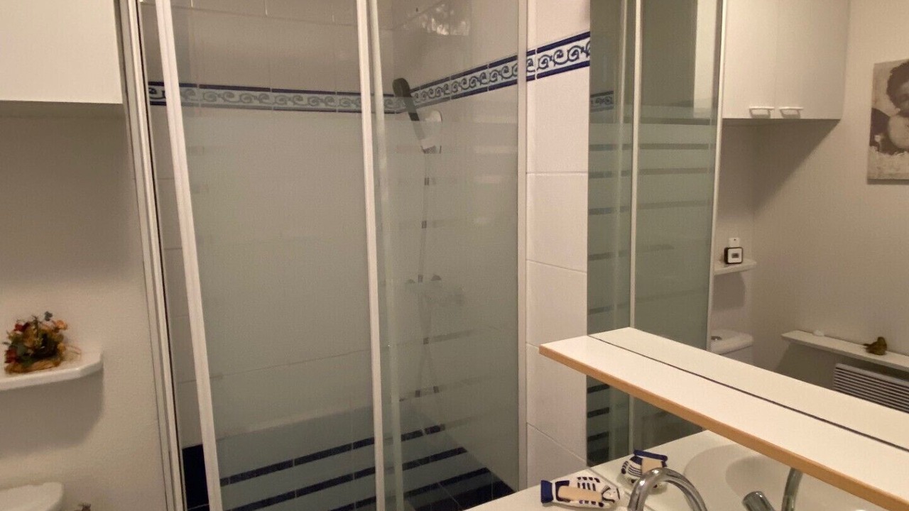 Photo of Bathroom in Colleville-Montgomery