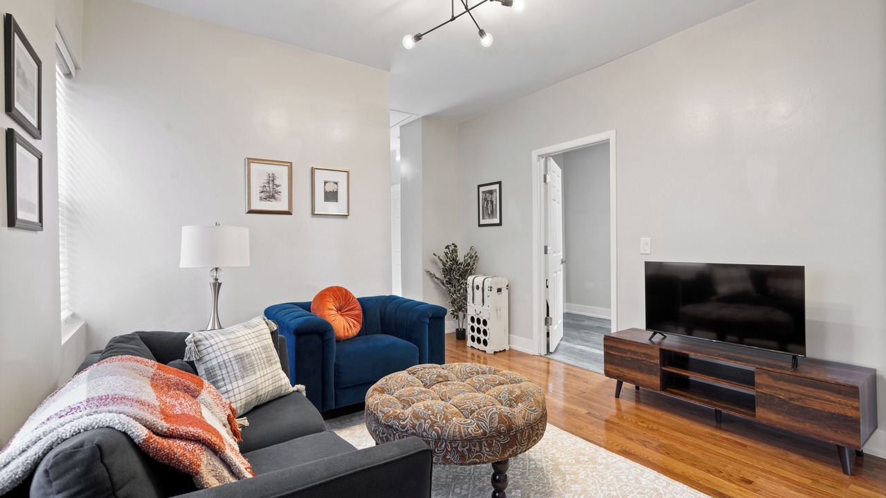 Photo of Livingroom in Heart of Chicago