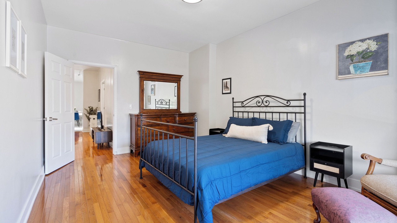 Photo of Bedroom in Heart of Chicago