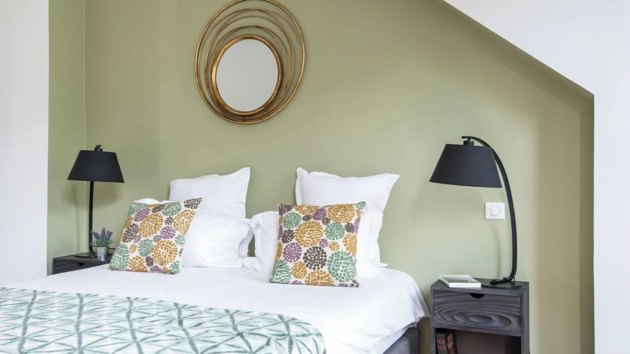 Photo of Bedroom in Arts-et-Metiers