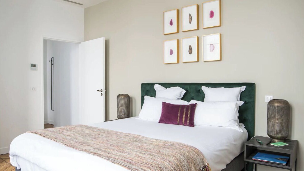 Photo of Bedroom in Arts-et-Metiers