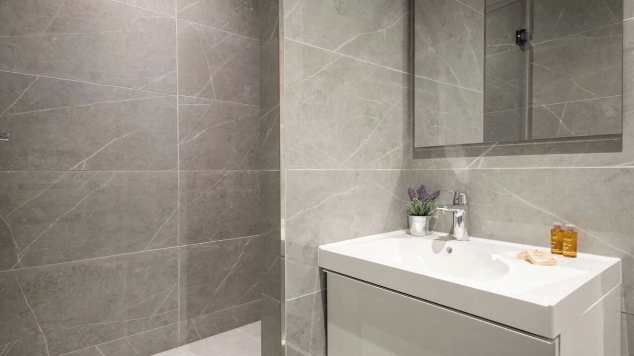 Photo of Bathroom in Arts-et-Metiers