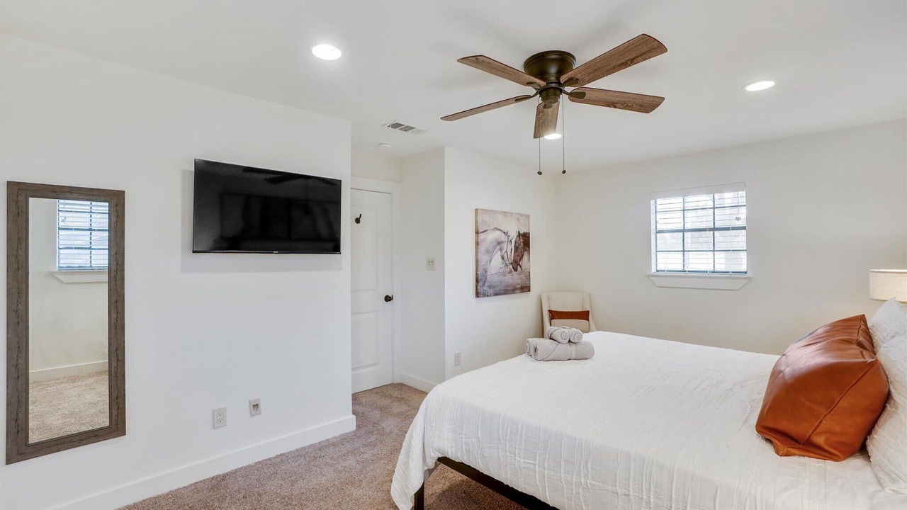 Photo of Bedroom in Roanoke
