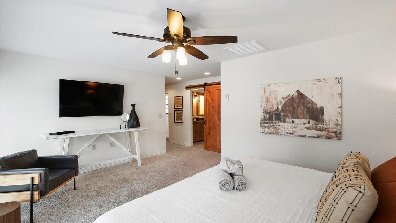 Photo of Bedroom in Roanoke