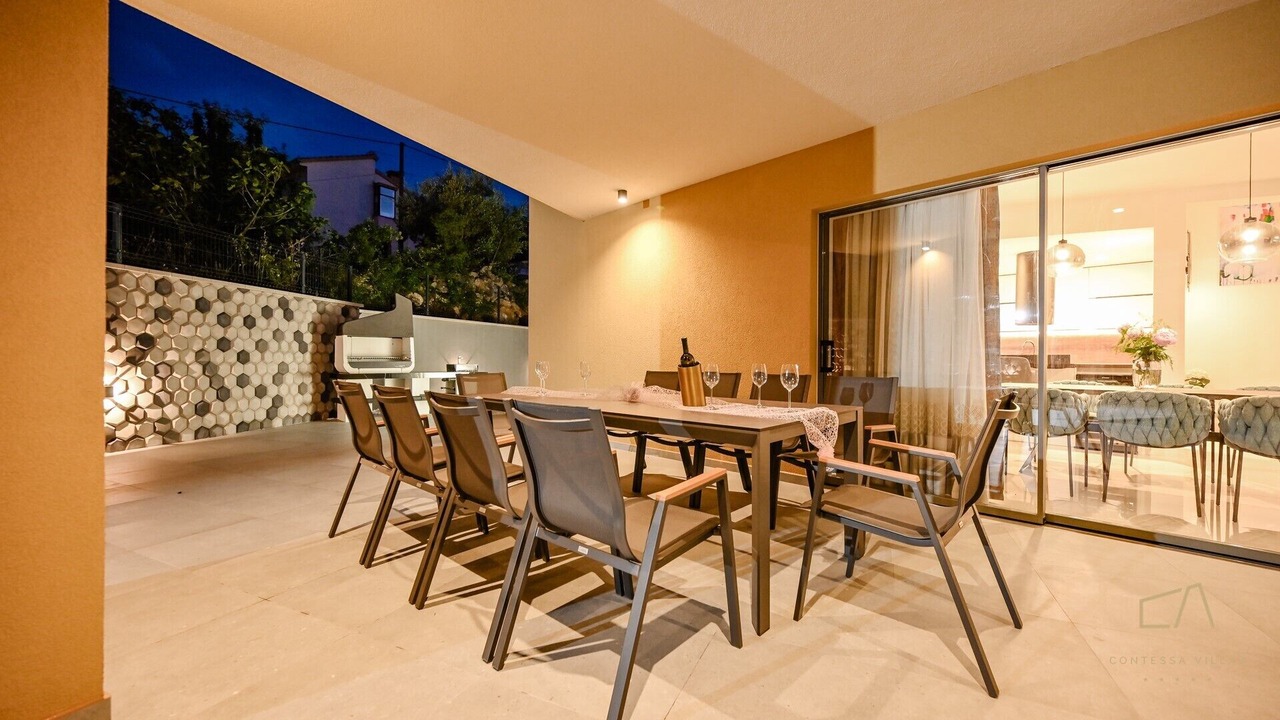 Photo of Outdoor in Risika