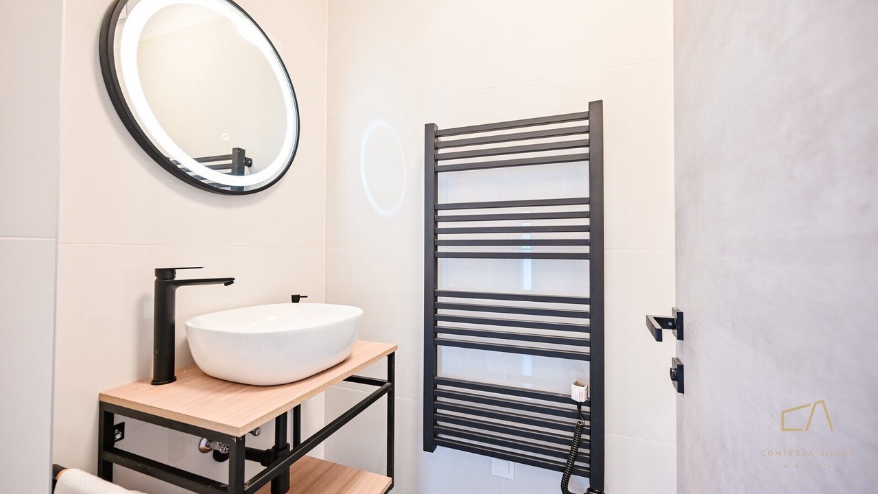 Photo of Bathroom in Risika