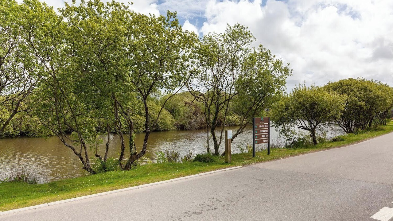 Photo of Others in Winnard's Perch