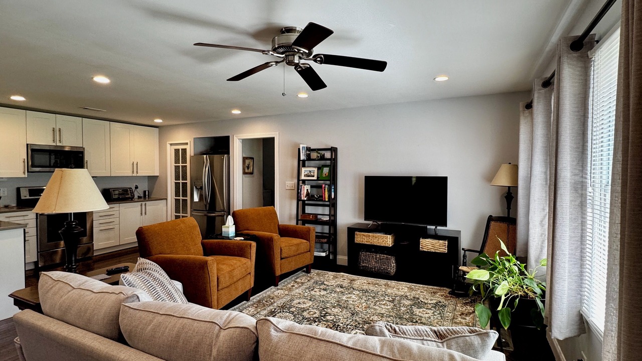 Photo of Livingroom in Smyrna