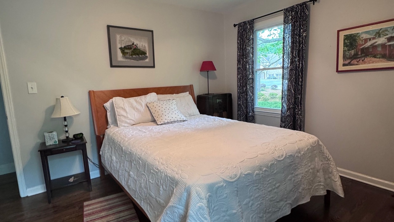 Photo of Bedroom in Smyrna