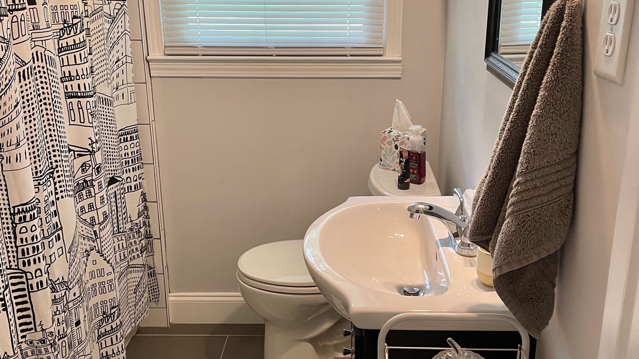Photo of Bathroom in Smyrna
