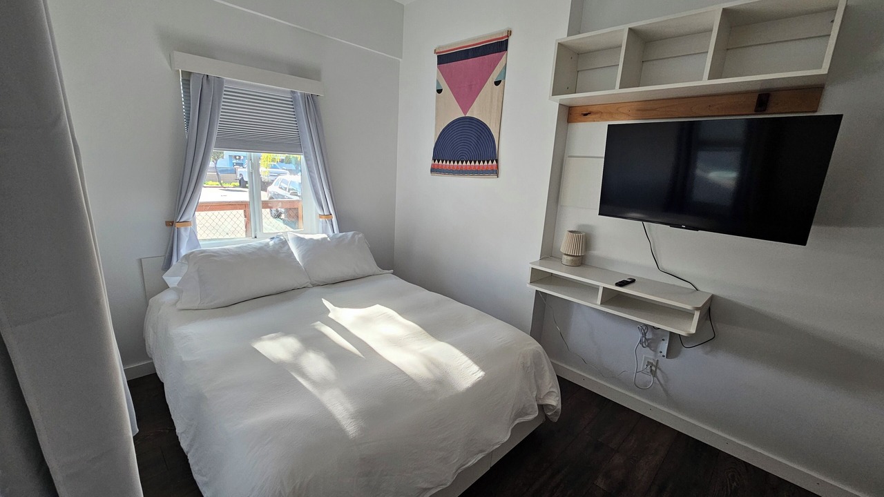 Photo of Bedroom in Logan Heights