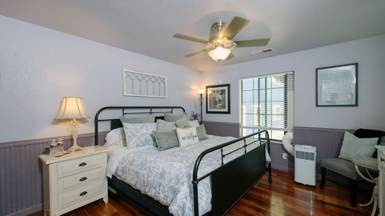 Photo of Bedroom in Shaver Lake