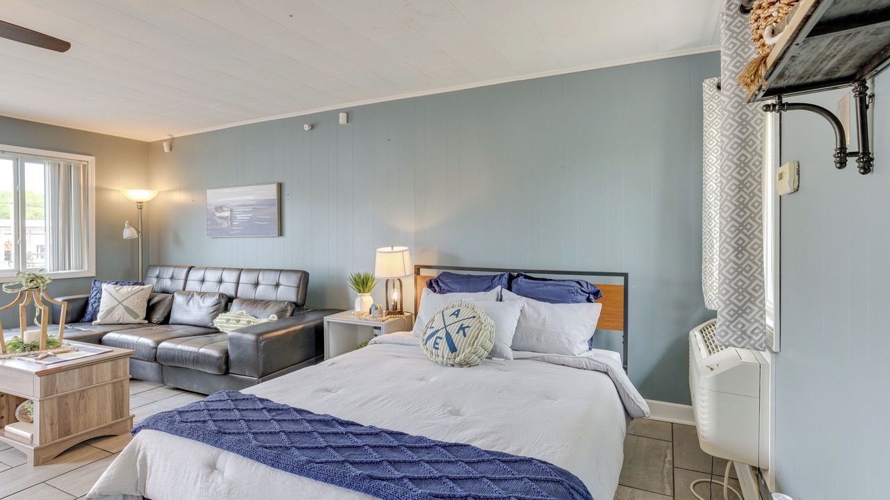 Photo of Bedroom in Shell Knob