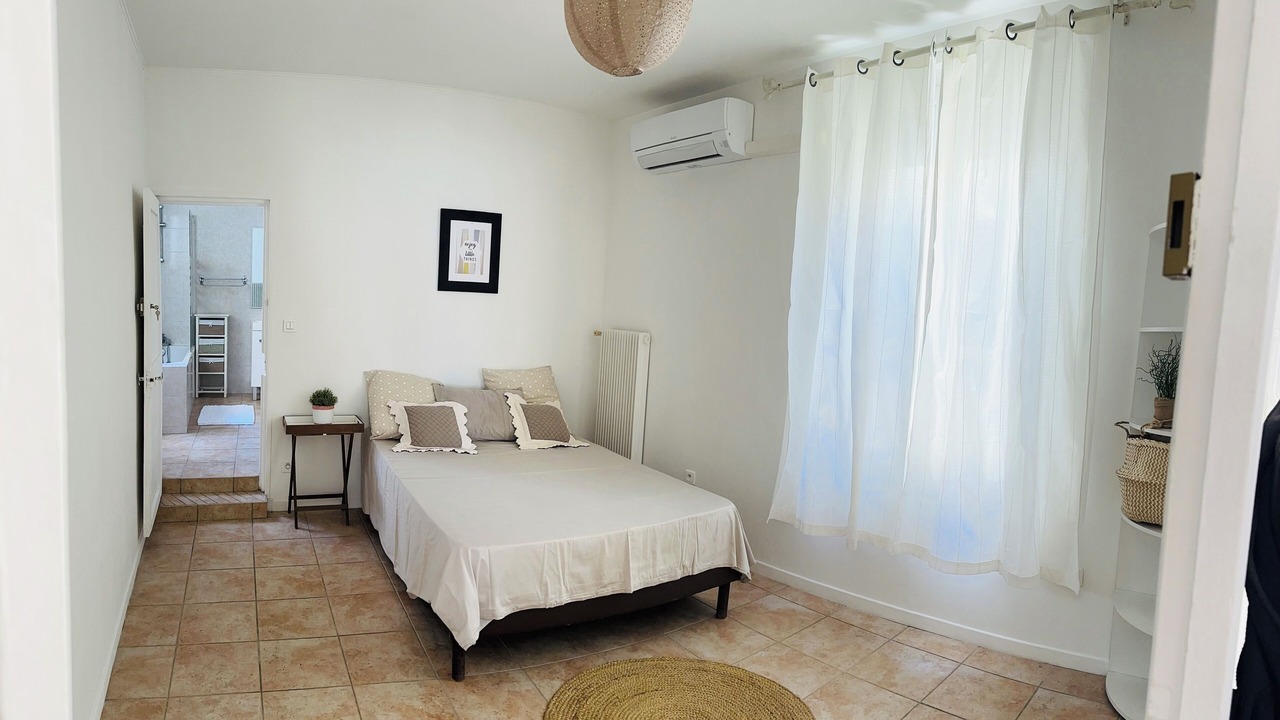 Photo of Bedroom in Beziers