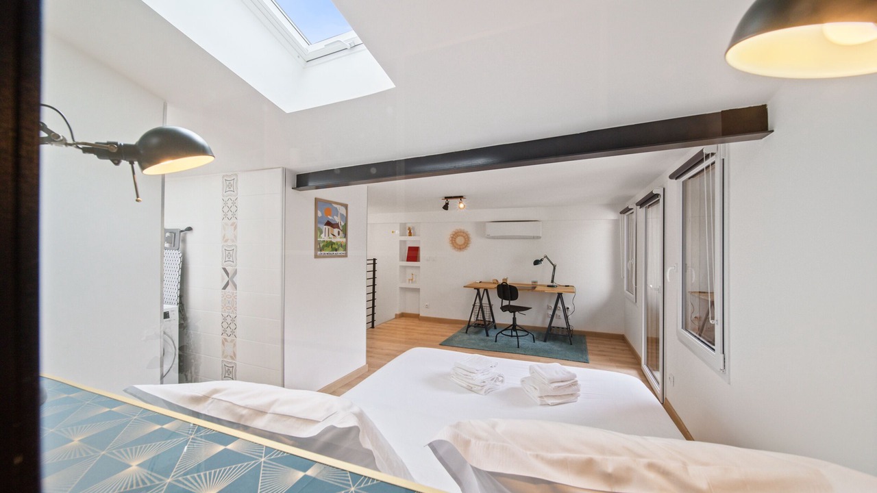 Photo of Bedroom in Savigny-les-Beaune