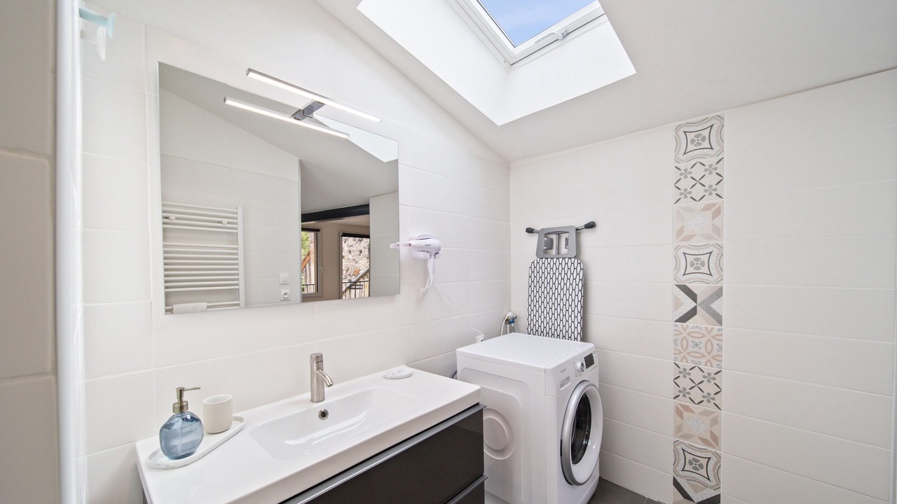 Photo of Bathroom in Savigny-les-Beaune