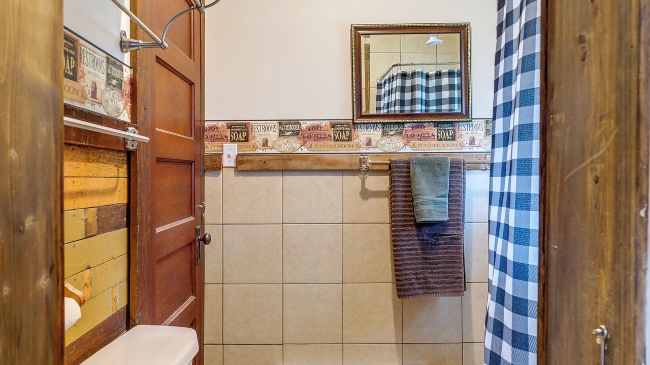 Photo of Bathroom in Rosebud