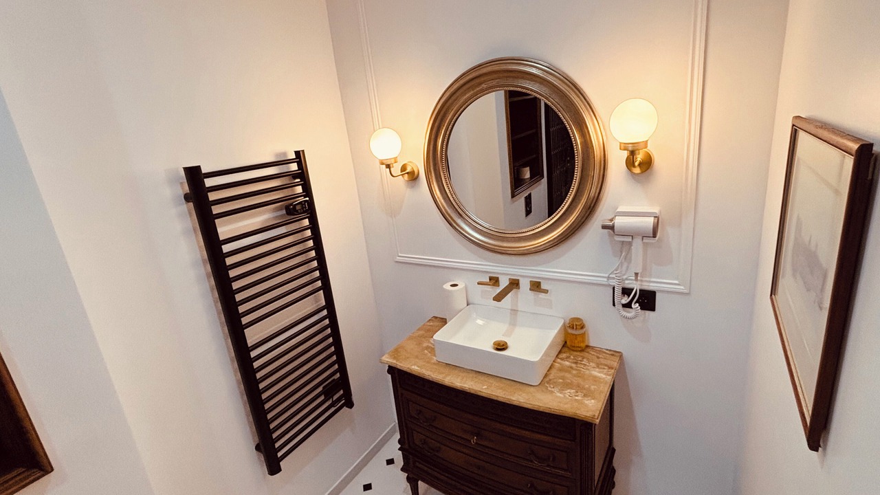 Photo of Bathroom in Etretat
