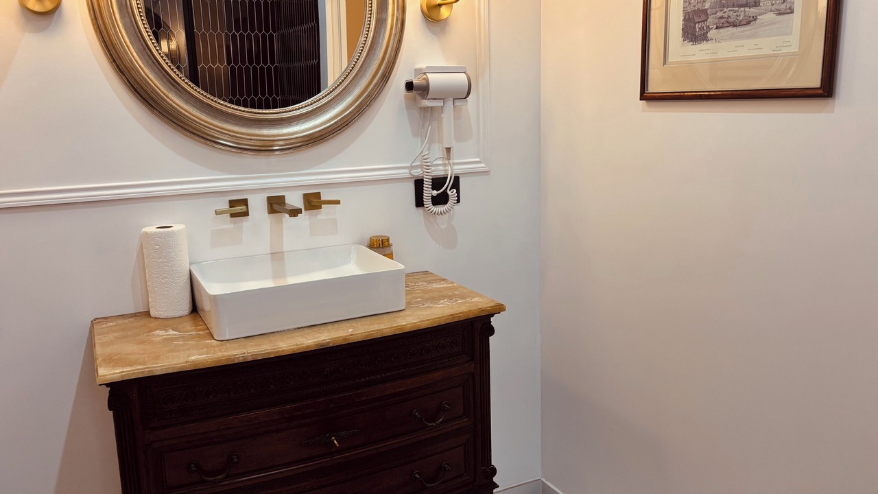 Photo of Bathroom in Etretat