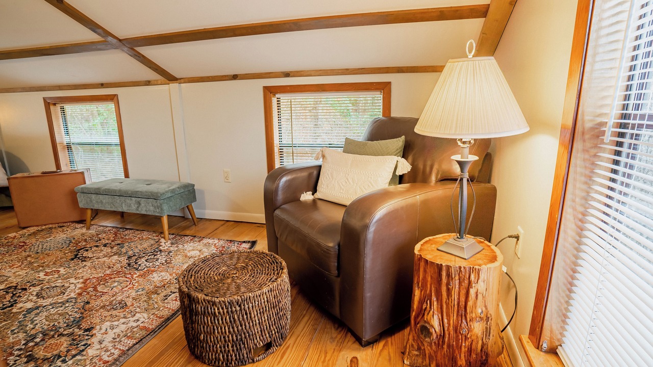 Photo of Livingroom in Nacogdoches