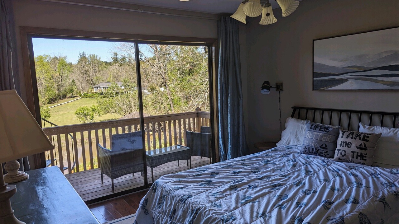 Photo of Bedroom in Macon