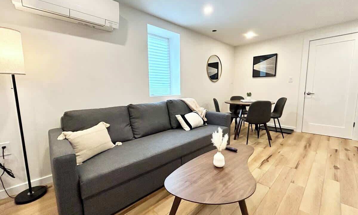 Photo of Livingroom in Arlington
