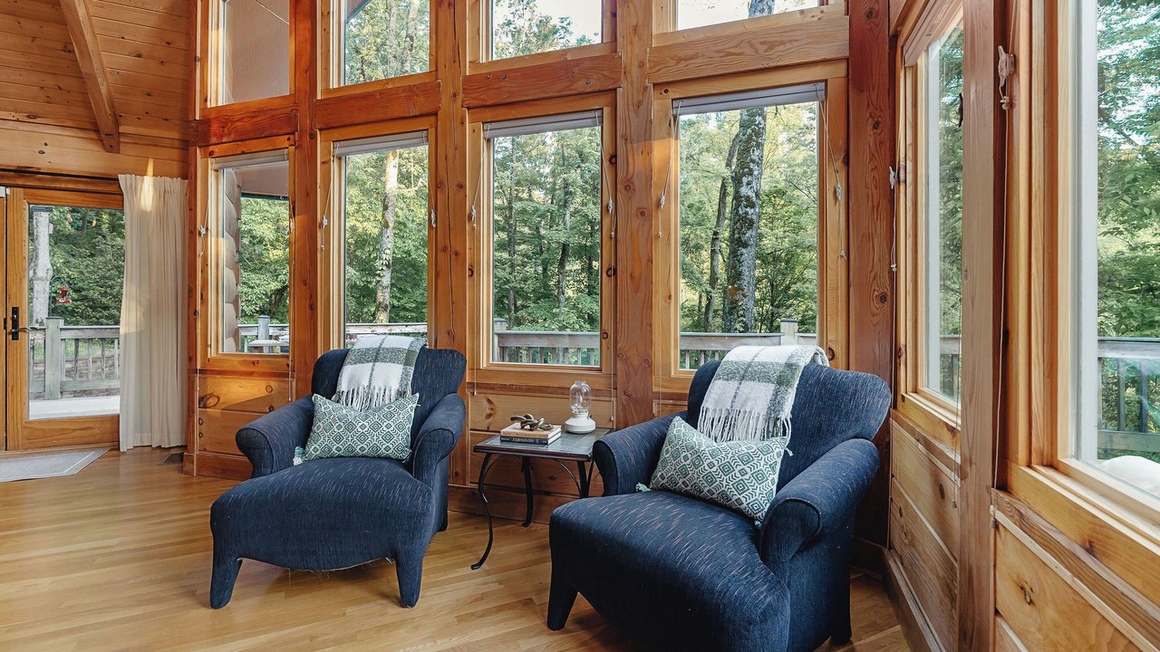 Photo of Livingroom in Smithville