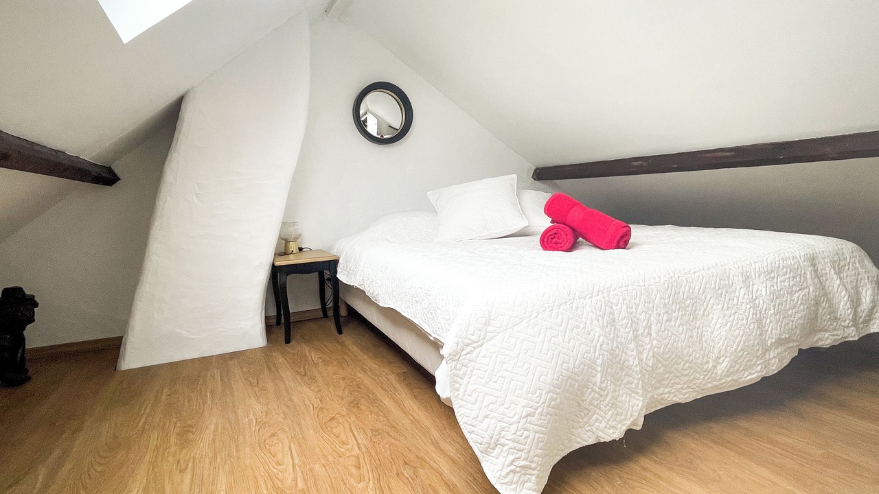 Photo of Bedroom in Saint-Etienne-la-Thillaye