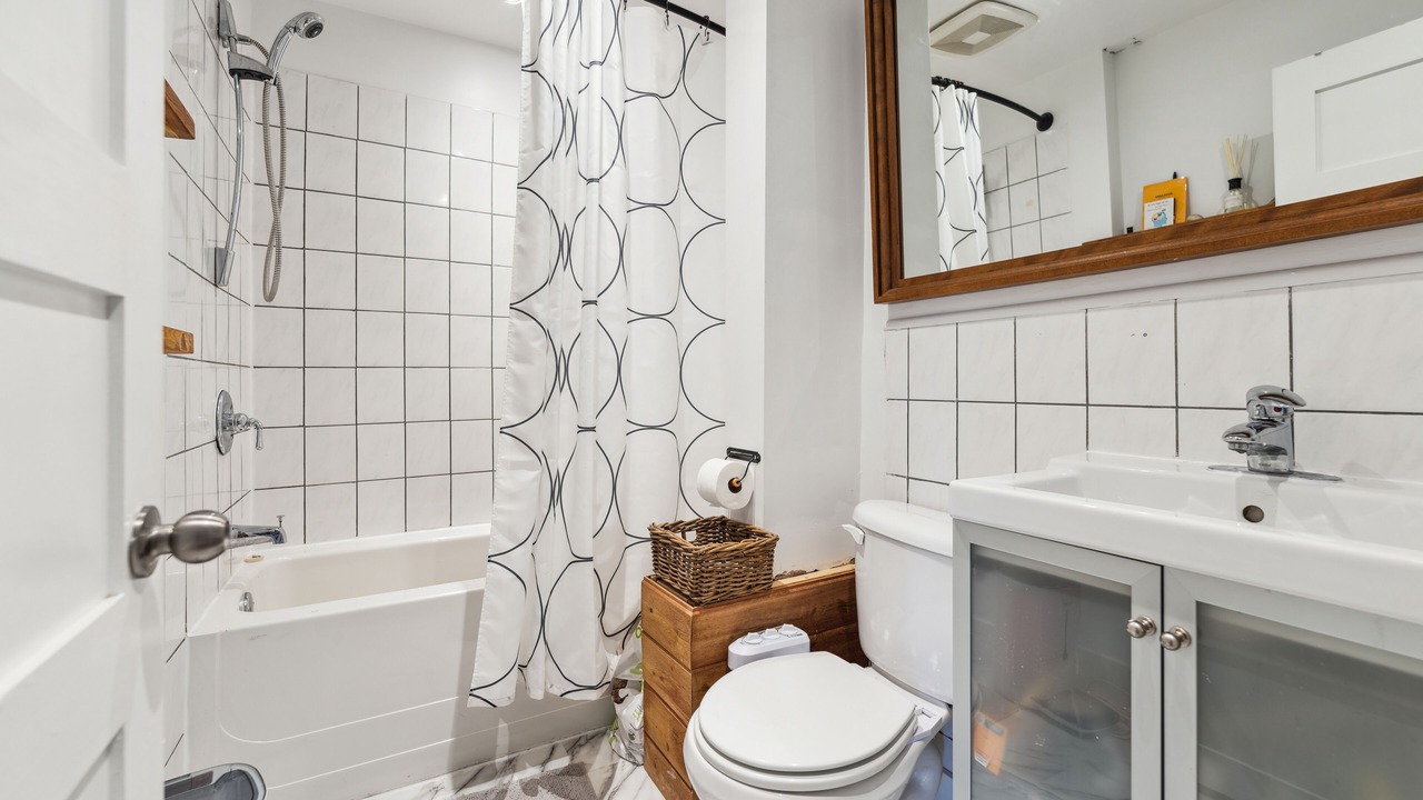 Photo of Bathroom in Hochelaga