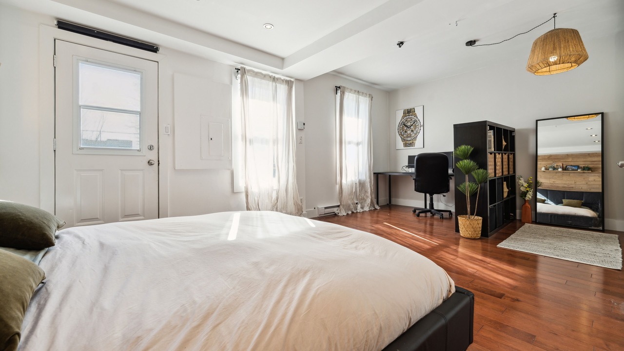 Photo of Bedroom in Hochelaga