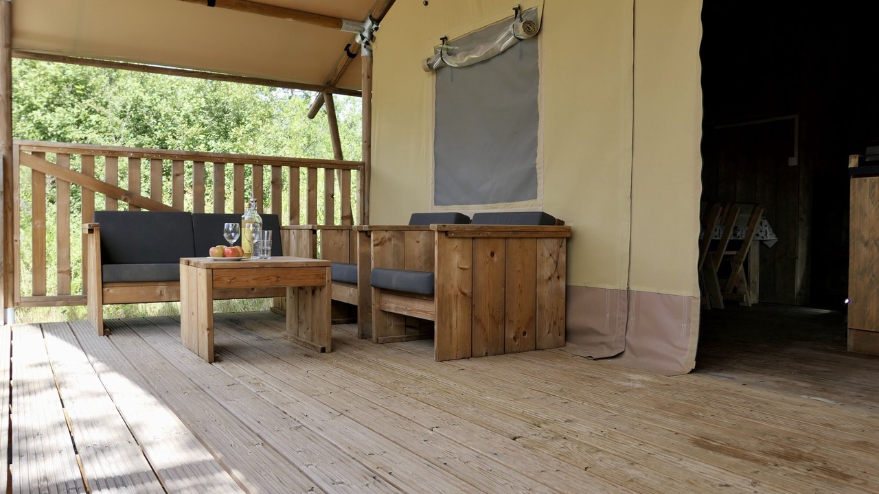 Photo of Patio Balcony in Revest-du-Bion
