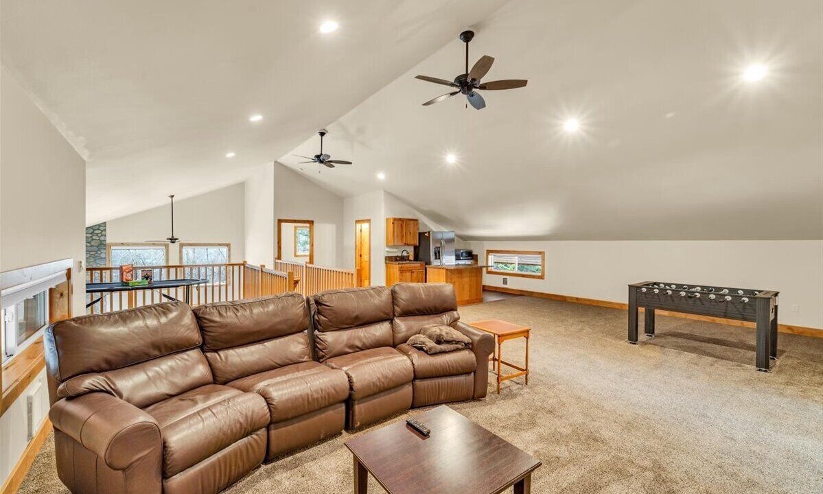 Photo of Livingroom in Naches